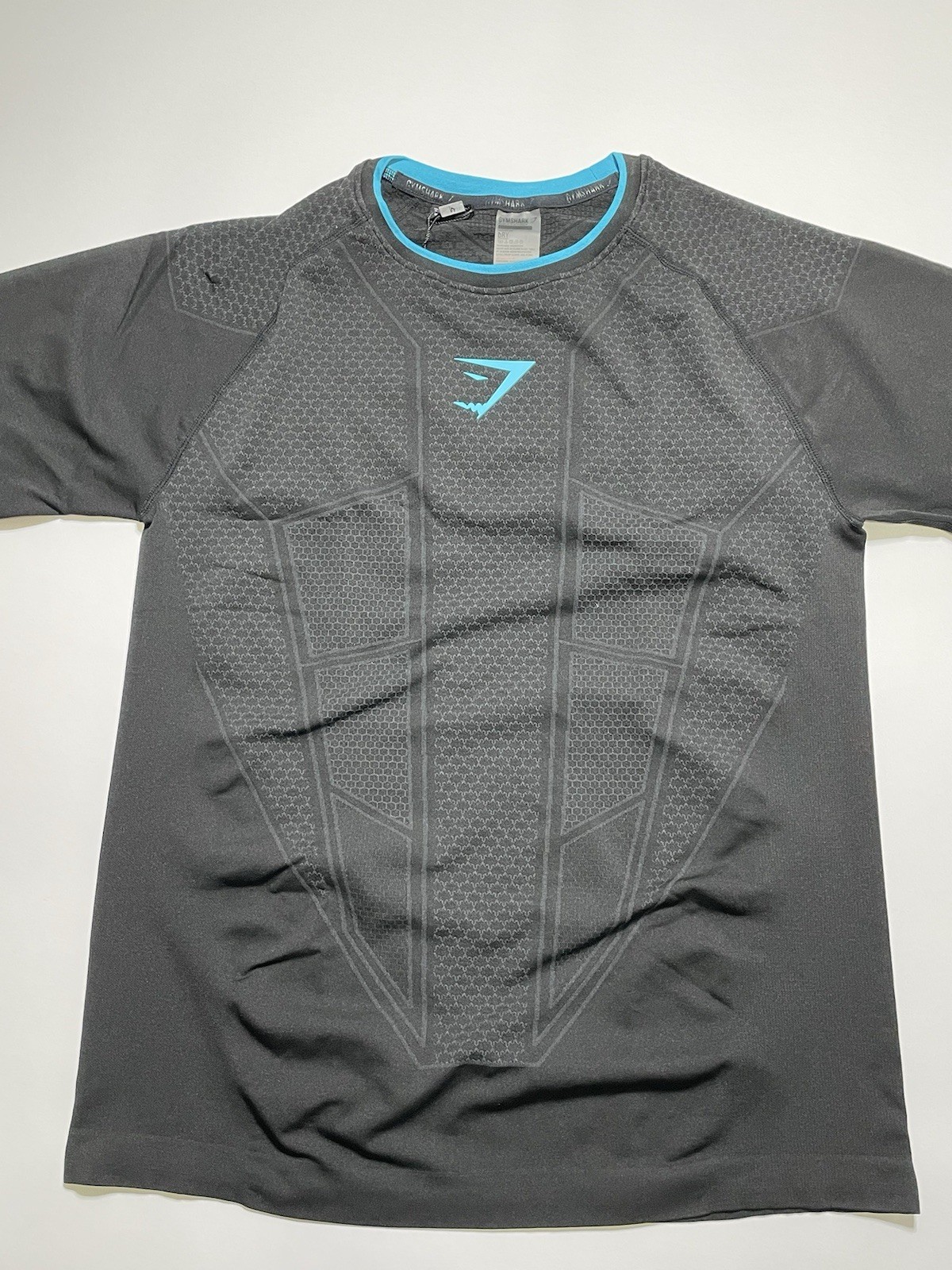 Gymshark Onyx V1 T-Shirt  - Size L image 2