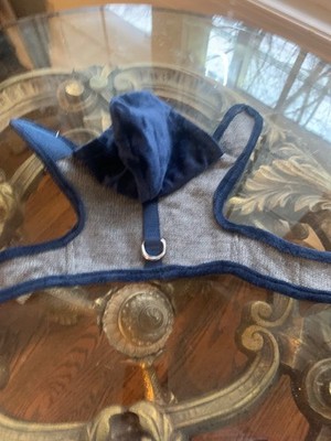 Adorable, soft, warm hoddie harness for small dogs.  Solid navy on inside.  New