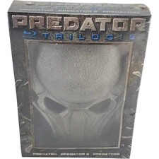 Predator Trilogy Blu-Ray Collector Edition + Predator Mask (Collector's Box Set)
