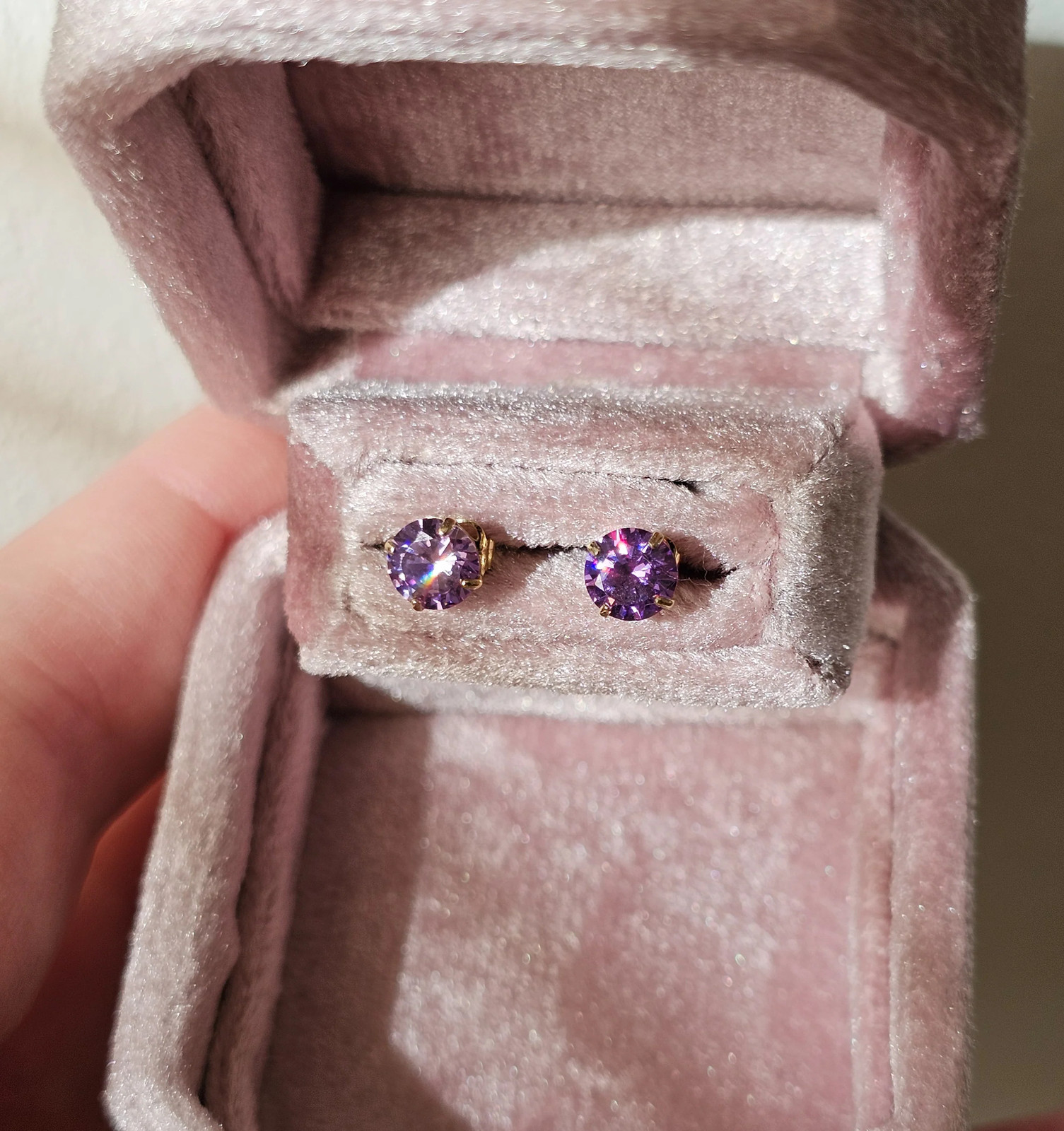 Solid 9ct Yellow Gold Solitaire Amethyst Studs - … - image 1