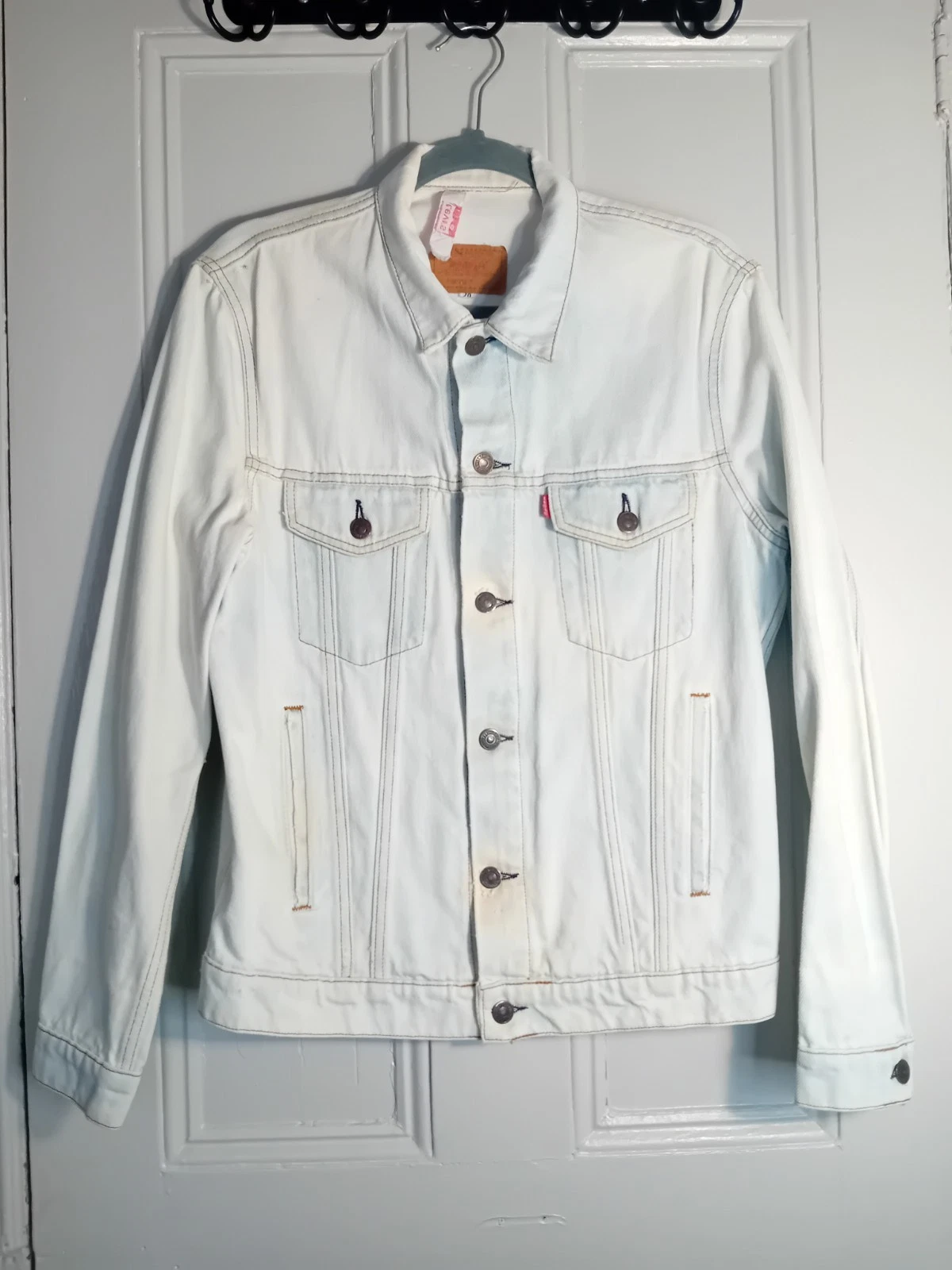 Vintage Levis Denim Jacket Men's Size S/M Light Blue Made In Italy 70506