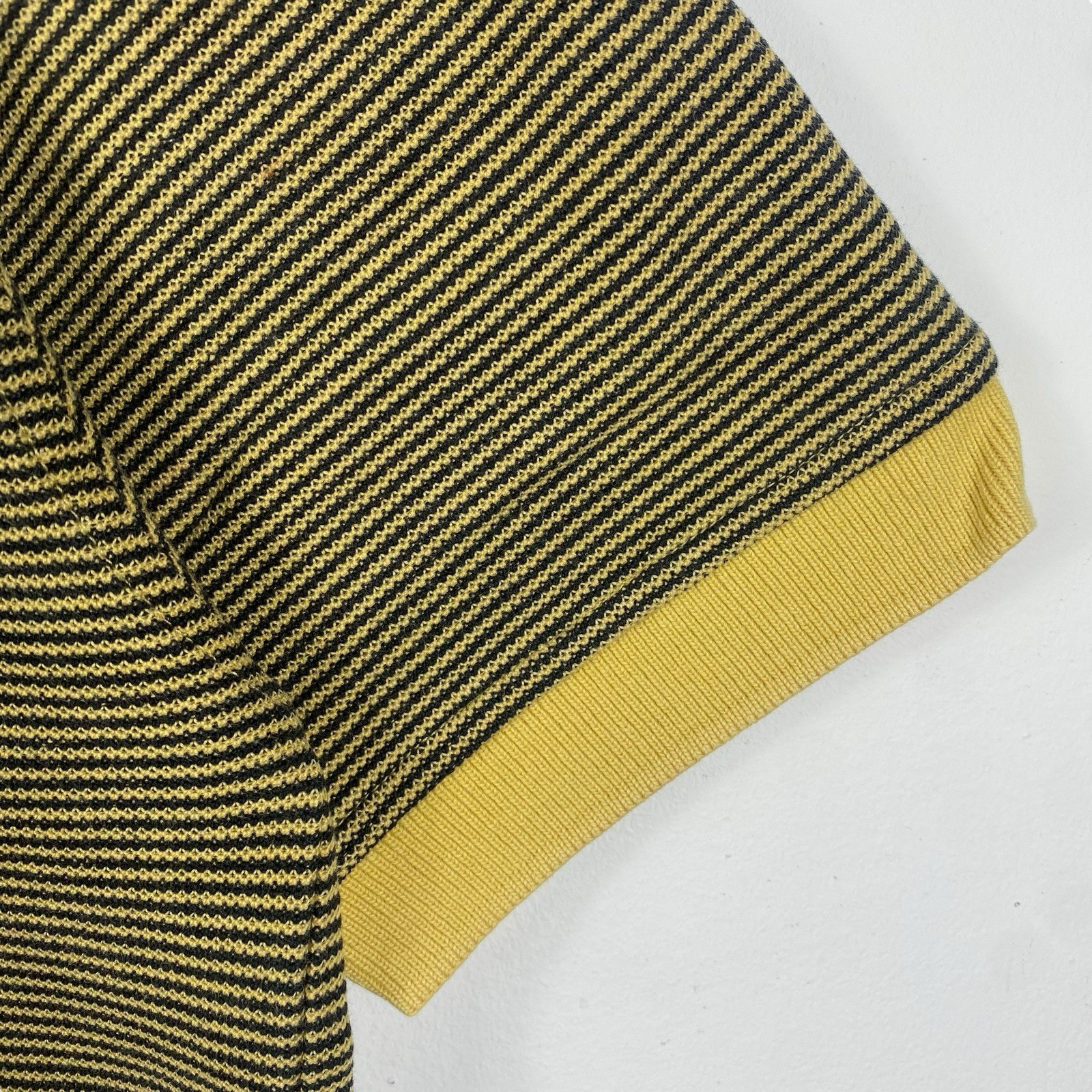 Polo vintage anni 90 YVES SAINT LAURENT Pour Homme gialla tasca taglia media