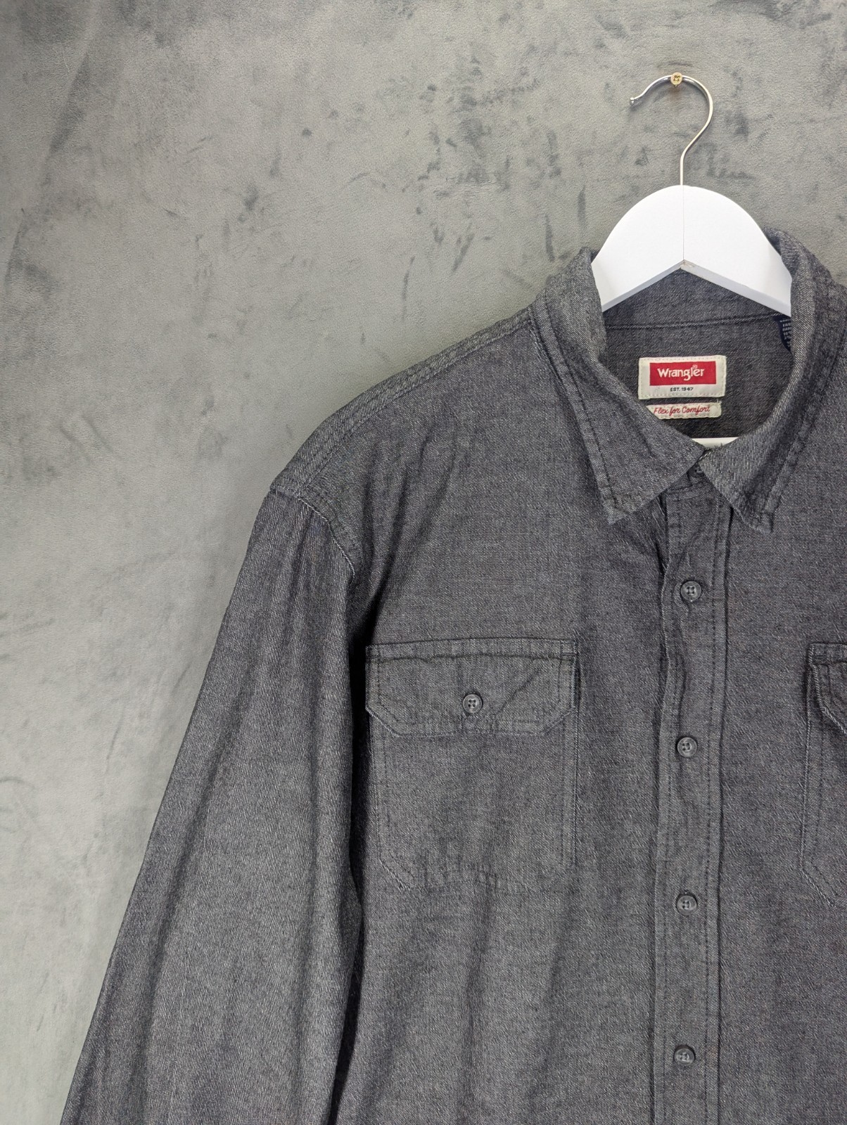 Wrangler Denim Shirt Size XL Relaxed Fit Cotton Stretch Charcoal Grey Long Sleev image 3