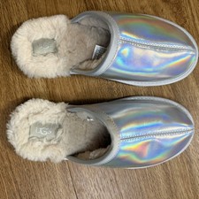 UGG Slippers Sliders Silver Iridescent Size 7