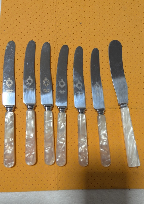 Vintage Stainless Sheffield England Knife Knives Set of 6+1 Pearl Handles