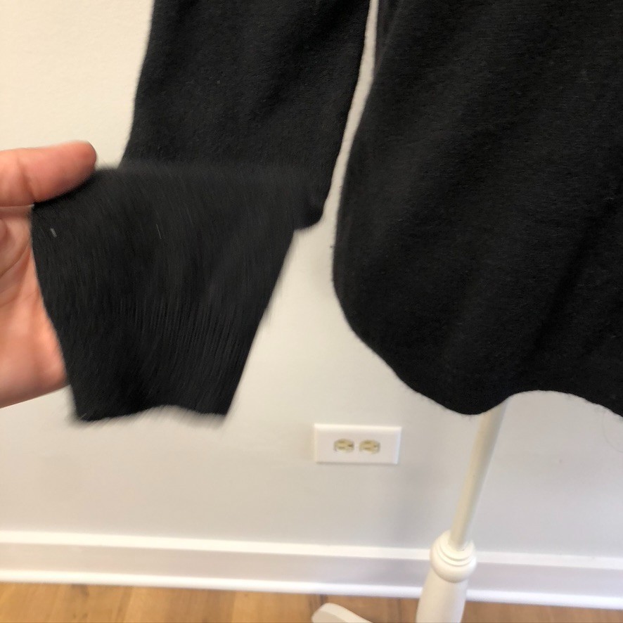 Saks Fifth Avenue Cashmere Sweater Jumper Womens XL Black Ruffle Career