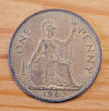 1967 Queen Elizabeth II One Penny 1d coin - VF