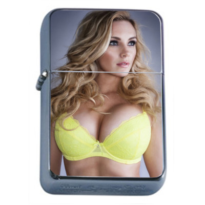 British UK Pin Up Girls D5 Flip Top Oil Lighter Wind Resistant 