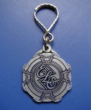 ELO NOS ELECTRIC LIGHT ORCHESTRA 1970s-80's VINTAGE PROMOTIONAL PEWTER KEY CHAIN