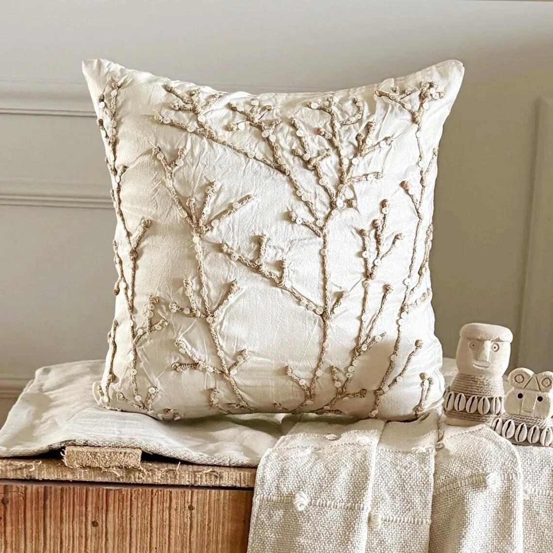 Square Sofa Cushion Cover Ivory 16"x16", Home Decor Silk Jute - Jute Willow
Opens in a new window or