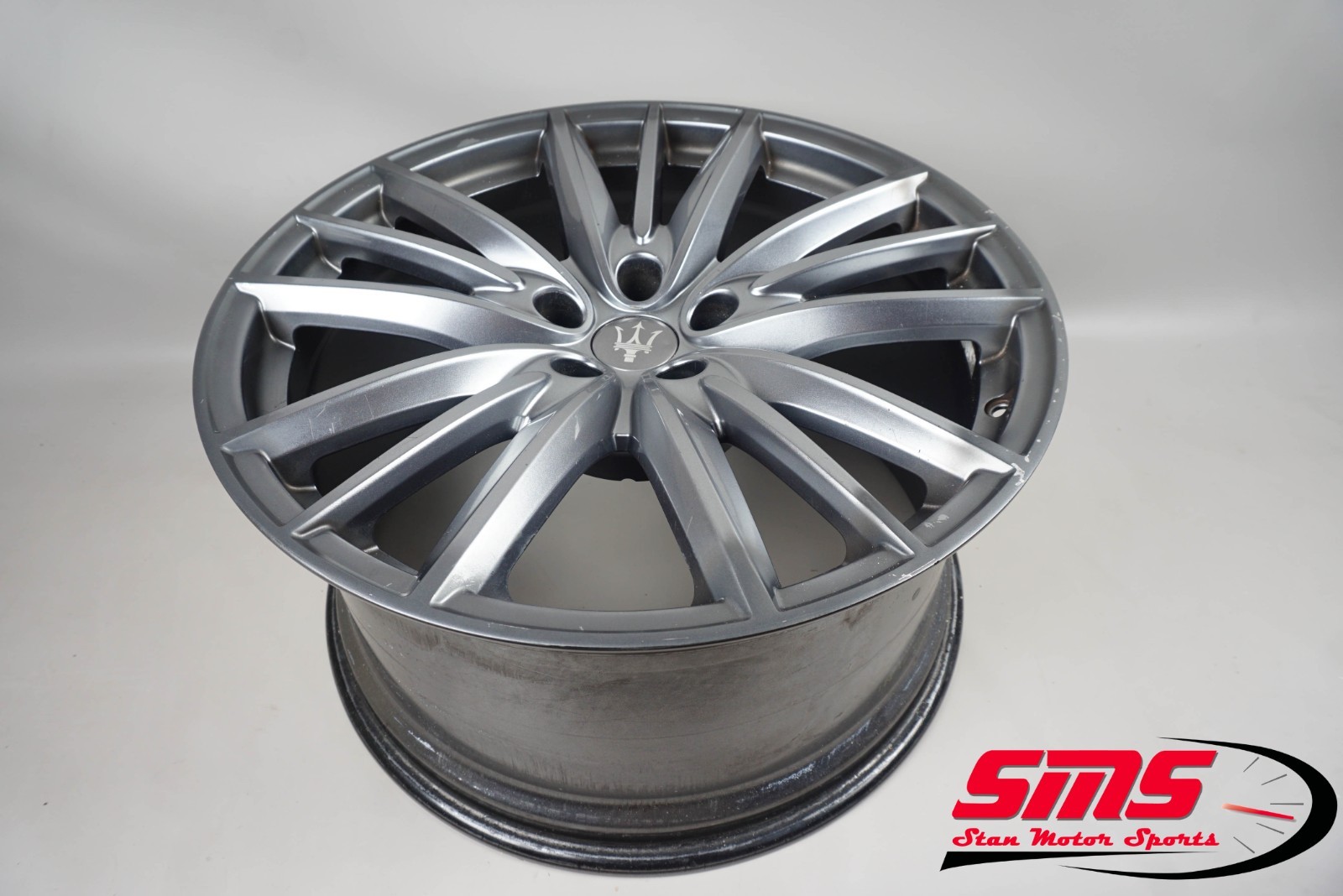 18-24 Maserati Quattroporte Rear Wheel Rim 20x10.5 20" OEM