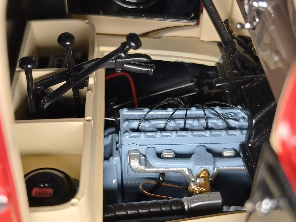 GMC's Designs / Danbury Mint Creation 1;24 Diecast 1938 Budweiser Delivery Truck - Image 4 of 4