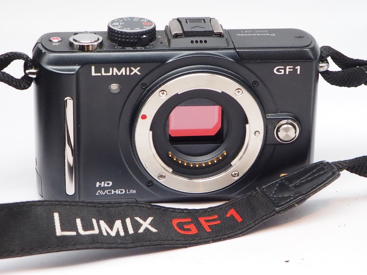 Panasonic LUMIX GF1 ボディ Panasonic Lumix DMC-GF1 Digital Camera Body, M4/3 lens mount