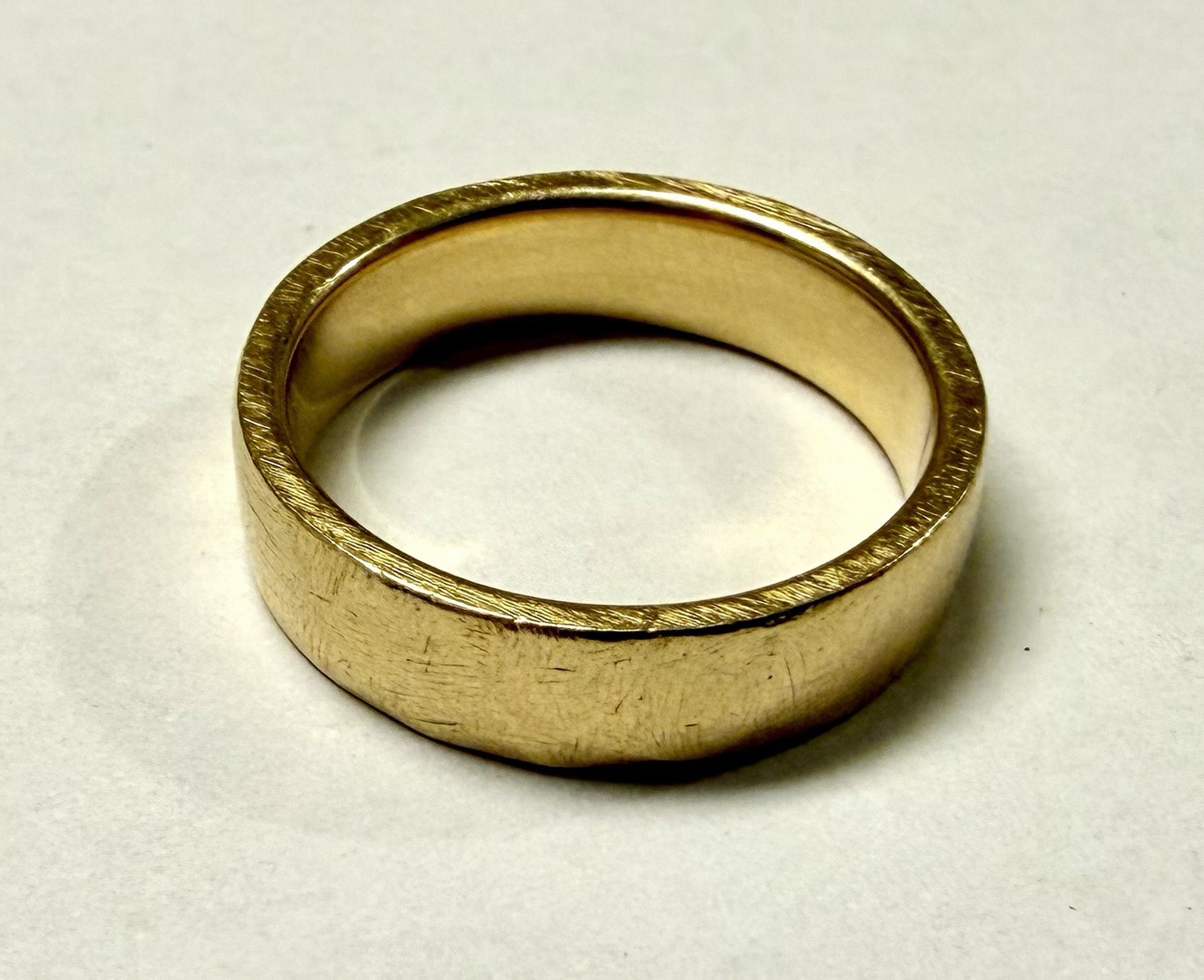 14 KT Solid Gold Flat Brushed Diamond Texture Ham… - image 3