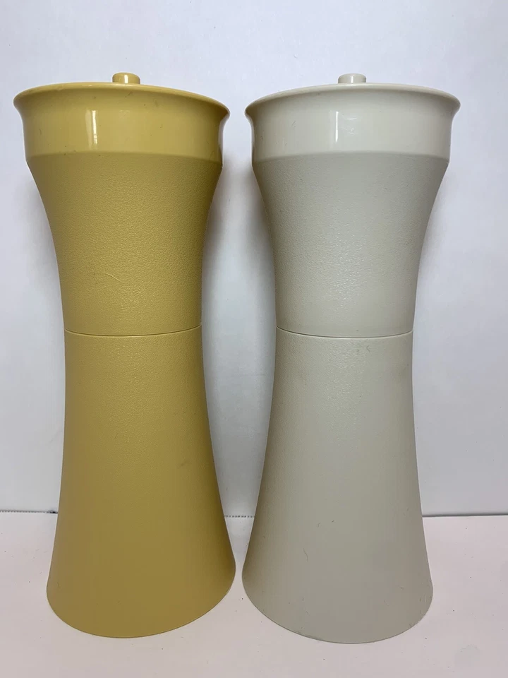 Tupperware 1246 Set di cruet per condimento insalata olio/aceto - Immagine 4 di 4