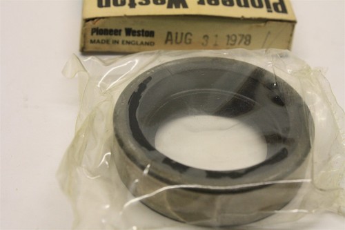 Weston Front Transmission Seal WR72 for TRIUMPH 60215 TR2 thru TR6 NOS