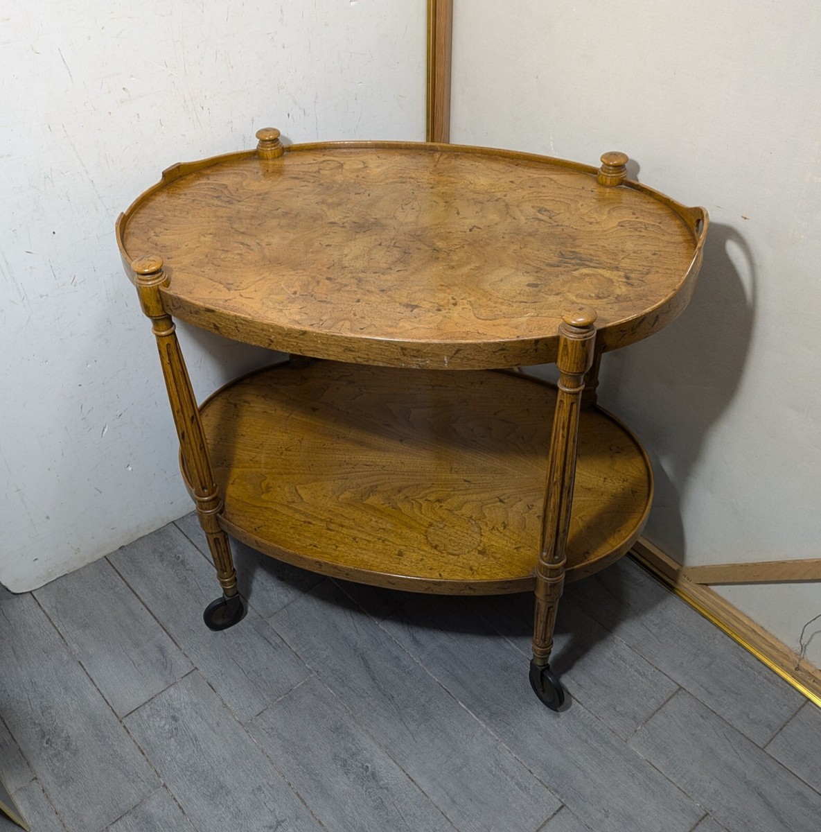 Vintage Drexel Heritage Burl Walnut Wood Oval Tray Bar Cart Table