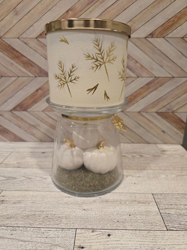 Bath & Body Works White Pumpkin Cloche Candle Pedestal - Picture 5 of 6