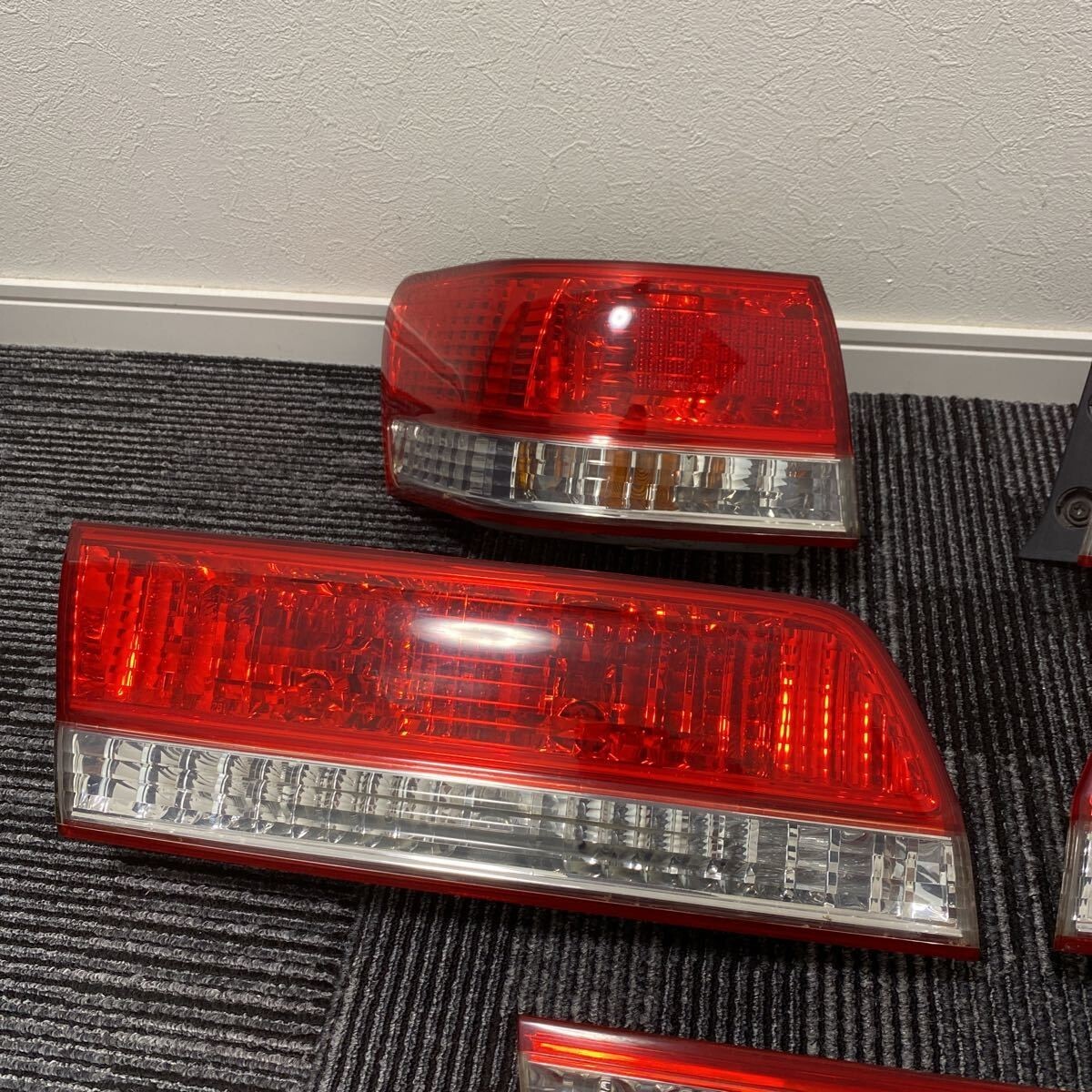 トヨタ　マーク11 gx100 jzx100 リアトランクとテールライト トヨタマーク11 gx100 jzx100 リアトランクとテールライト