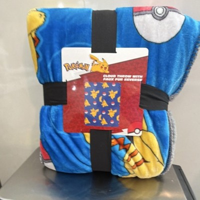 Pokémon Pikachu Cloud Throw Blanket Faux Fur Reverse 50 x 60 in