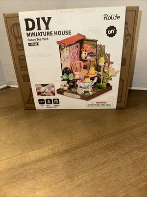 Rolife Fancy Tea Yard DIY Miniature House DS038 NIB