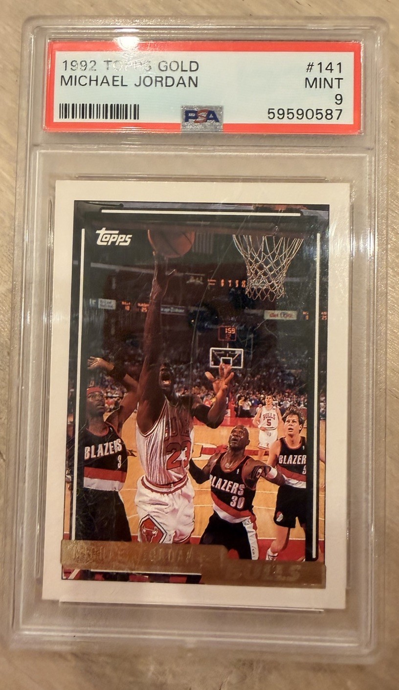 PSA 9 1992 TOPPS MICHAEL JORDAN GOLD #141 MINT