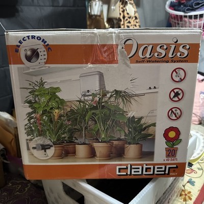 Oasis  Self Watering System Claber Italy 8053