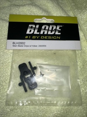 Blade 200SRX Helicopter Main Blade Grips w/Hardware BLH2002