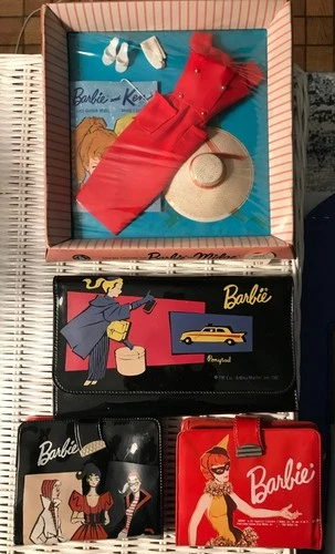 Vintage Barbie 60's Vinyl Wallet Collection w/NRFB Sheath Sensation-FREE SHIP