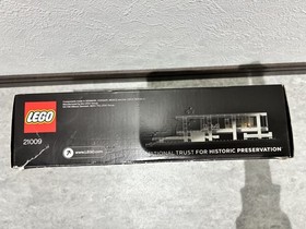 LEGO ARCHITECTURE FARNSWORTH HOUSE 21009 USED AND COMPLETE