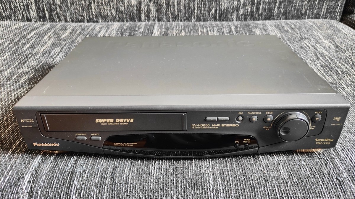 Panasonic NV-HD650 VCR VHS Video Cassette Player. Fully serviced