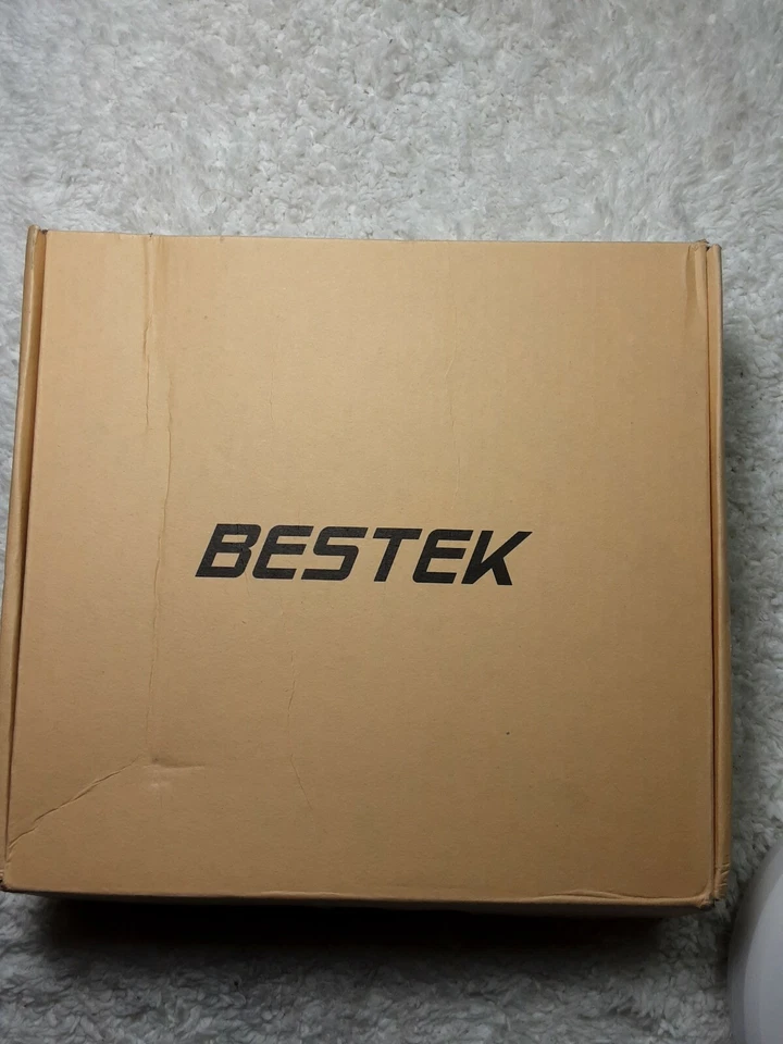 BESTEK Quick Charge 3.0 Power Strip with USB, Round AC 6-Outlet+4 USB Ports - Image 3 of 4