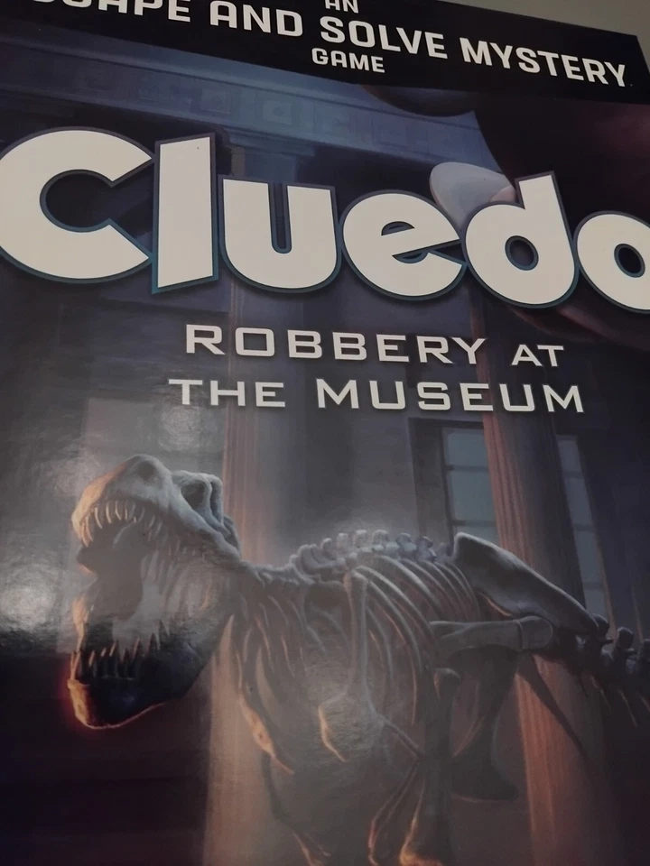Cluedo Board Game Robbery at the Museum Escape & Solve Hasbro Brand New  - Image 2 of 4