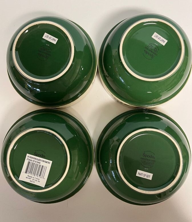 Spode Christmas Tree Stacking Bowls Set/4 Jumbo Cereal, Dessert NEW