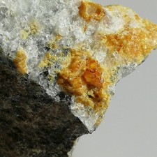 Minerali * Spessartina in cristalli   Praborna mine Aosta Italy
