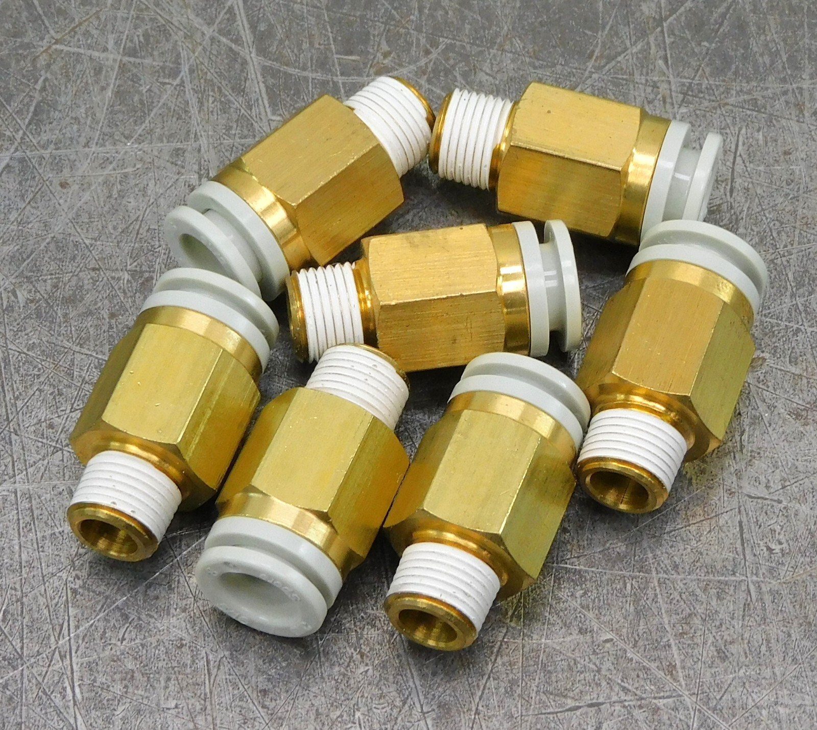 SMC Brass Push-to-Connect Spore Tube Fitting 5/16" OD x 1/8" NPT Lot of Seven 7