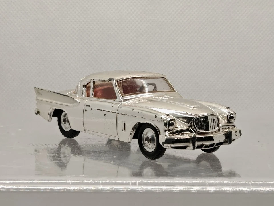 Old Corgi Toys Ref. 211S Studebaker Golden Hawk Chrome Original 1/49 - Image 4 of 4