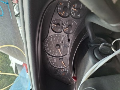 2002 Chevrolet Silverado 2500 Speedometer Gauge Black OEM Used 125K Miles