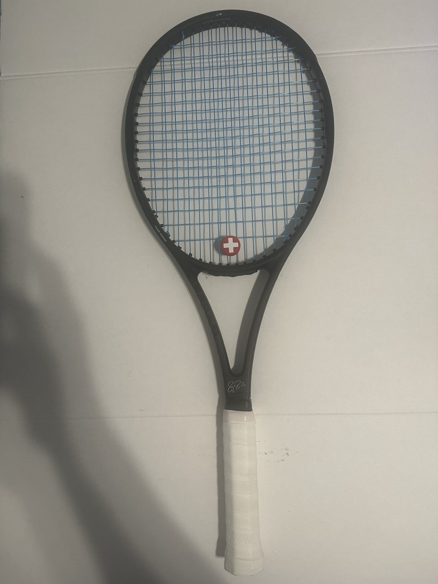 Wilson Pro Staff RF97 V13 Roger Federer Autograph Tennis Racket 4
