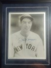 Joe DiMaggio Autograph 8x10 Picture JSA Authentication  — photo 1