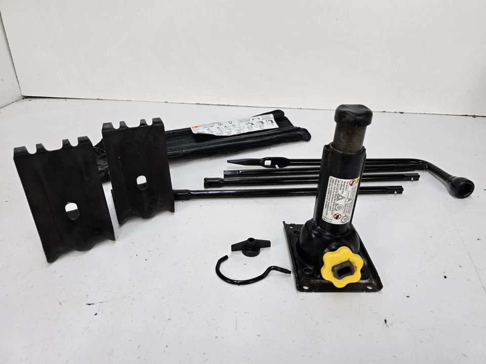 1990-2014 Chevrolet Silverado 1500,2500,3500 Emergency Jack Tool Kit OEM - Image 4 of 4