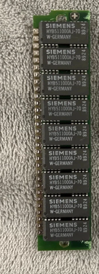 Four Siemens HYB514400AJ-70 Sim 30-PIN 70ns w 9 Chips Clearpoint Memory RAM SIMM - Image 3 of 4