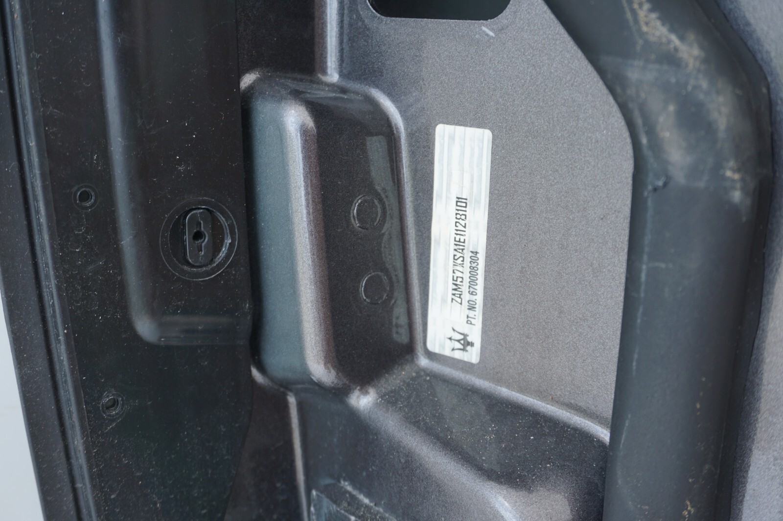 Maserati Ghibli 2014-2019 FRONT+RIGHT Door shell