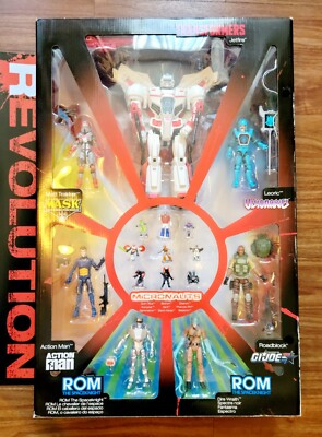 sdcc トランスフォーマー　G.Iジョー Amazon.com: Transformers Collaborative G.I. Joe x Toys