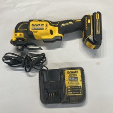 DeWalt DCS354&nbsp;ATOMIC 20V MAX&nbsp;Brushless Cordless Oscillating Multi-Tool