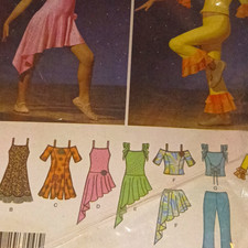 Simplicity 4315 Girls Costume Dress Sewing Pattern Uncut Size 14 1990s