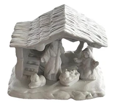 VIntage White Porcelain Nativity Manger Scene Jesus Mary Joseph Lamb 3" x 4"