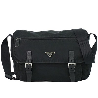 PRADA Nylon Umhängetasche Umhängetasche schwarz silber