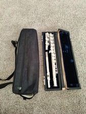 TREVOR JAMES PRIVILEGE II FLUTE W/ Hard Case And Soft Cover