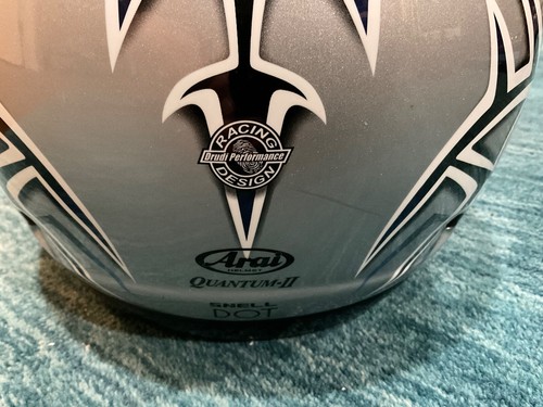 ARAI QUANTUM II 2 RACING DESIGN BLUE/SILVER FULL-FACE MOTORCYCLE HELMET XL - Picture 3 of 11